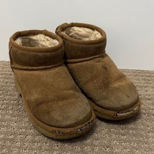 Ugg Brown Suede Ankle Boots size 1 (very used!)
